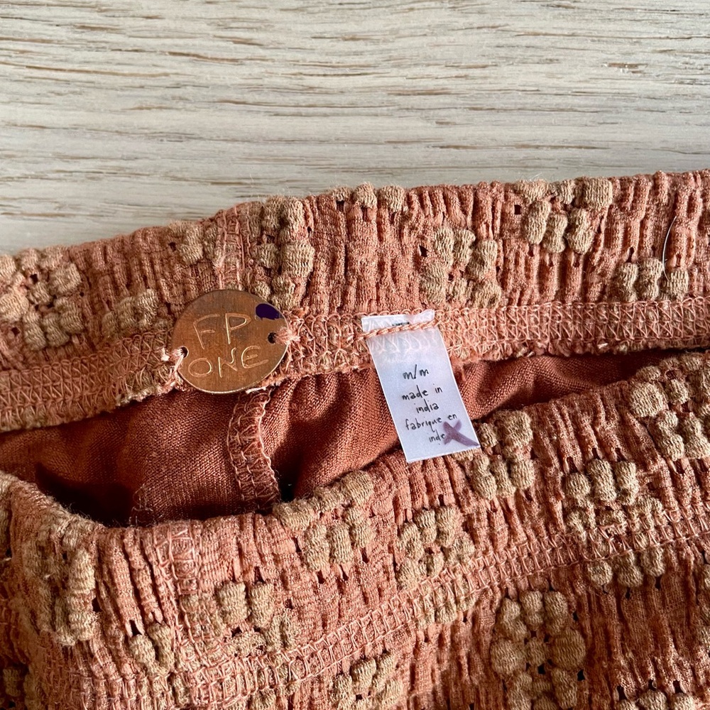 Free People textured knit pants size m/m NWOT - Picture 2 of 6
